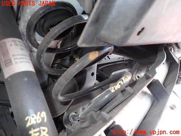 2UPJ-28695105]ベンツ CLA200 d(118312M)左リアスプリング 中古 C118_m0001.jpg