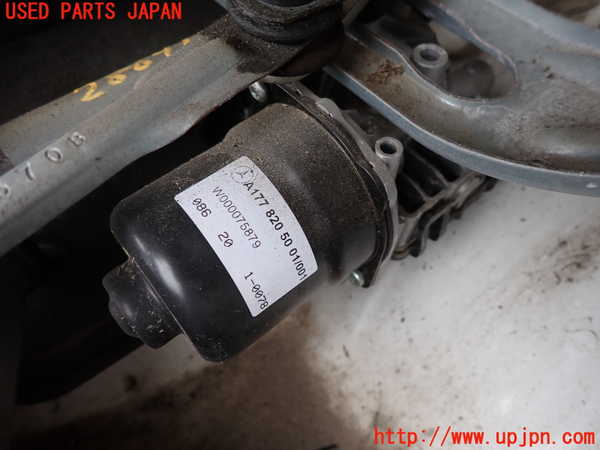 2UPJ-28696770]ベンツ CLA200 d(118312M)フロントワイパーモーター 中古 C118_m0002.jpg