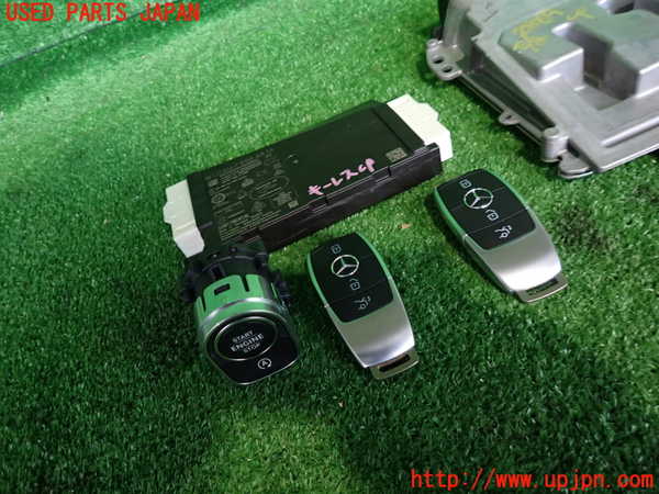 5UPJ-28696110]ベンツ CLA200 d(118312M)エンジンコンピューター 中古 C118_m0003.jpg