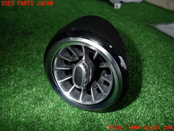 2UPJ-28697528]ベンツ CLA200 d(118312M)エアコン吹き出し口3 (左) 中古 C118_m0001.jpg