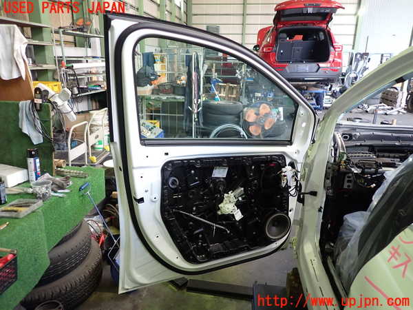 2UPJ-28701260]ベンツ B200 d(247012)(W247)左前ドア (ジャンク品) 中古(43R-00050 M62)_m0005.jpg