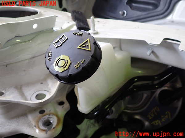 2UPJ-28704050]ベンツ B200 d(247012)(W247)ブレーキマスターシリンダー 中古_m0001.jpg