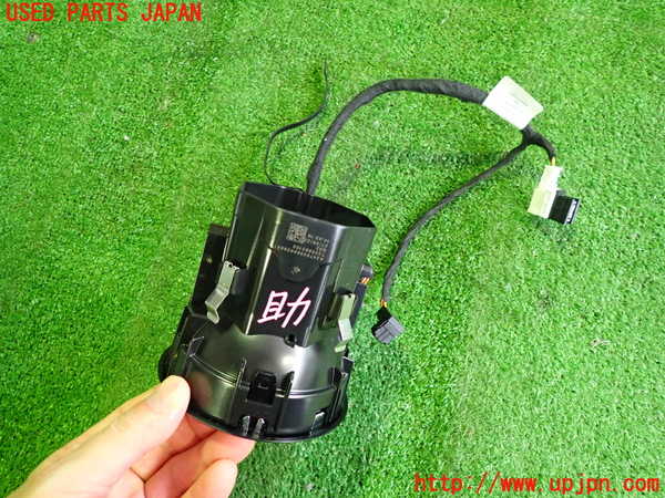 2UPJ-28707528]ベンツ B200 d(247012)(W247)エアコン吹き出し口3 (左) 中古_m0002.jpg