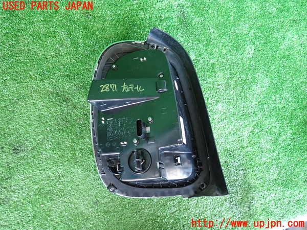 2UPJ-28711530]BMW ミニ(MINI)クーパー(XM15)右テールランプ 中古 (F56)_m0002.jpg