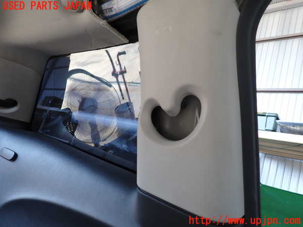 2UPJ-28717680]BMW ミニ(MINI)クーパー(XM15)左リアピラートリム 中古 (F56)_m0003.jpg