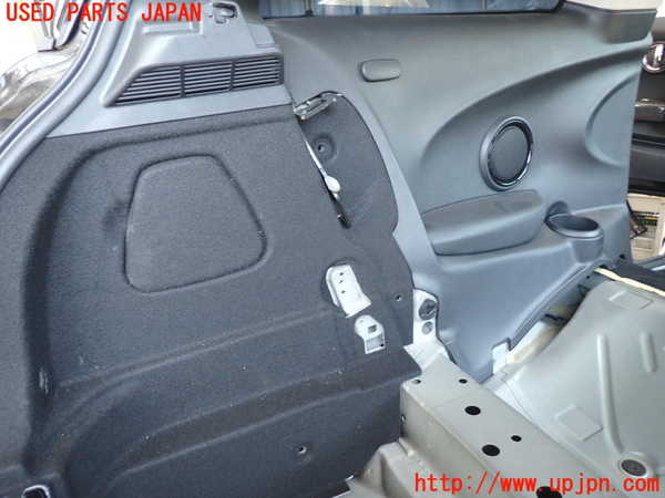 2UPJ-28717680]BMW ミニ(MINI)クーパー(XM15)左リアピラートリム 中古 (F56)_m0005.jpg