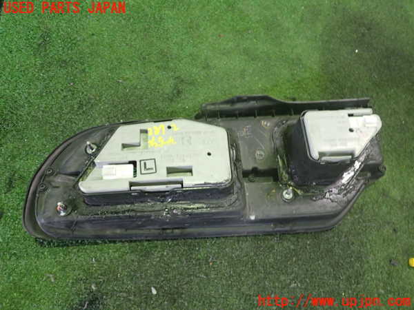 5UPJ-28721530]１８０ＳＸ(RPS13(改))右テールランプ 中古_m0005.jpg
