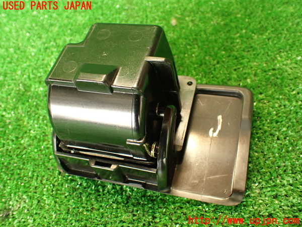 2UPJ-28737821]フェアレディZ(Z32)灰皿1 中古_m0005.jpg