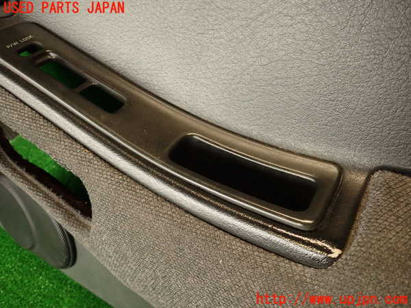 2UPJ-28731234]フェアレディZ(Z32)右前ドア内張り (ジャンク品) 中古_m0002.jpg