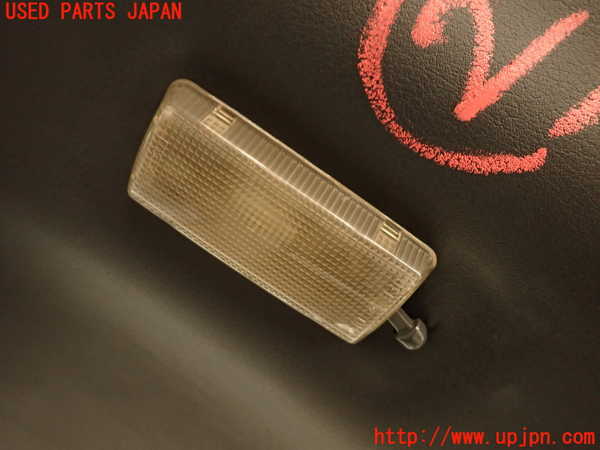 2UPJ-28736412]フェアレディZ(Z32)ルームランプ2 (真中 2列目) 中古_m0001.jpg