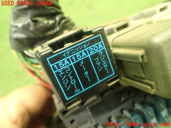 5UPJ-28746741]フィガロ(FK10)ヒューズボックス1 中古_m0004.jpg