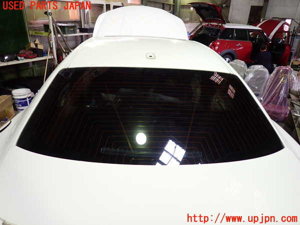 1UPJ-28751560]マセラティ・ギブリ(MG30D)リアガラス 中古 SAINT-GOBAIN SEKURIT 43R-001167_m0001.jpg