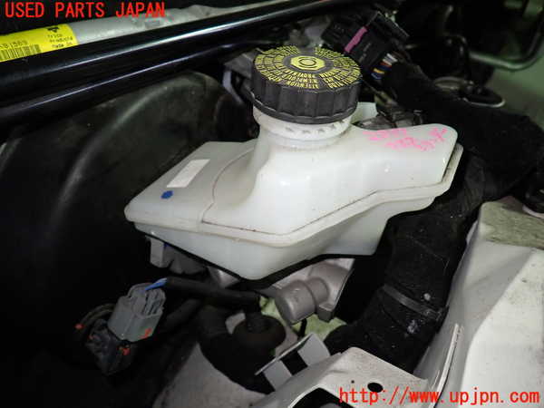 1UPJ-28754050]マセラティ・ギブリ(MG30D)ブレーキマスターシリンダー 中古_m0001.jpg