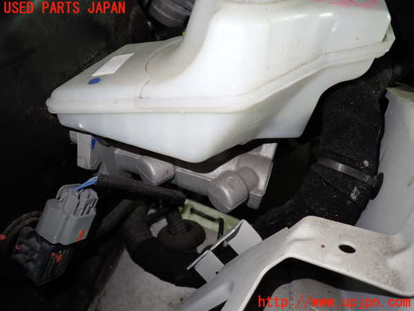 1UPJ-28754050]マセラティ・ギブリ(MG30D)ブレーキマスターシリンダー 中古_m0003.jpg