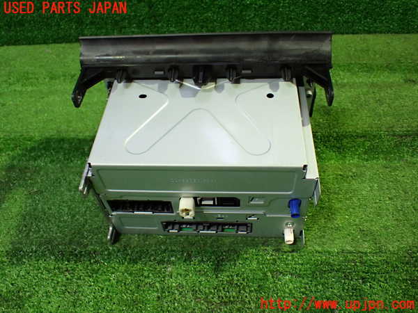 1UPJ-28756480]マセラティ・ギブリ(MG30D)CDプレーヤー 中古_m0003.jpg