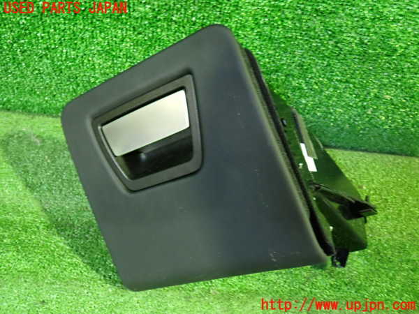 1UPJ-28757841]マセラティ・ギブリ(MG30D)小物入れ1 中古_m0001.jpg