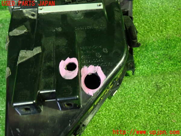 1UPJ-28757841]マセラティ・ギブリ(MG30D)小物入れ1 中古_m0004.jpg