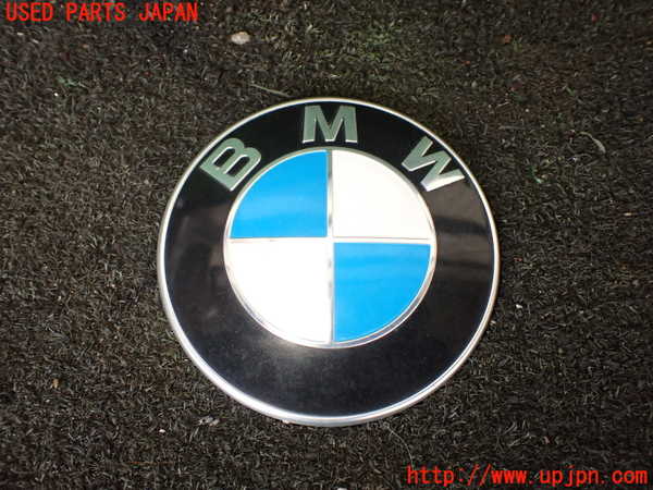 1UPJ-28761631]BMW 420i クーペ F32(3N20)エンブレム1 (フロントバンパーにつくもの) 中古_m0001.jpg