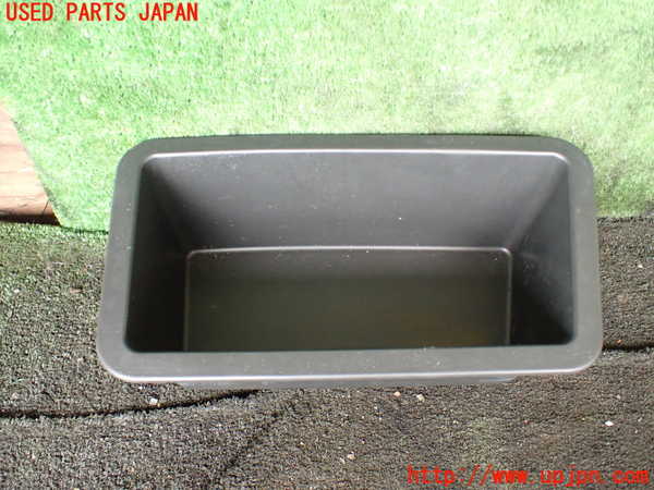 1UPJ-28767842]BMW 420i クーペ F32(3N20)小物入れ2 中古_m0001.jpg