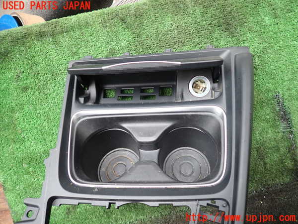 1UPJ-28767810]BMW 420i クーペ F32(3N20)ドリンクホルダー 中古_m0002.jpg