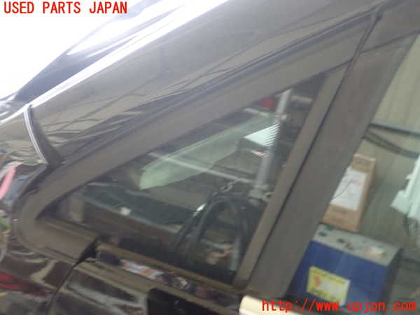 5UPJ-28771202]VW ゴルフ ヴァリアント(AUCJZ)左フロント三角窓ガラス 中古 FUYAO M5385 43R-001565_m0001.jpg
