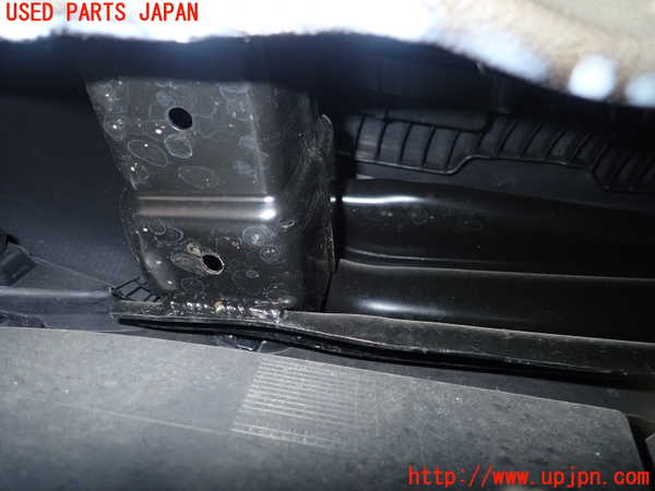 1UPJ-28771614]VW ゴルフ ヴァリアント(AUCJZ)リアバンパーホースメント 中古_m0002.jpg