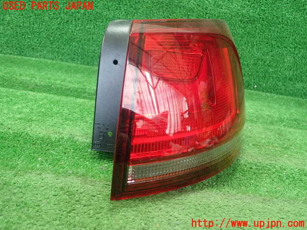 5UPJ-28771530]VW ゴルフ ヴァリアント(AUCJZ)右テールランプ 中古_m0001.jpg