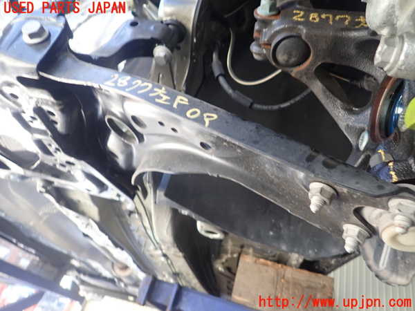 5UPJ-28775186]VW ゴルフ ヴァリアント(AUCJZ)左フロントロアアーム1 中古_m0001.jpg