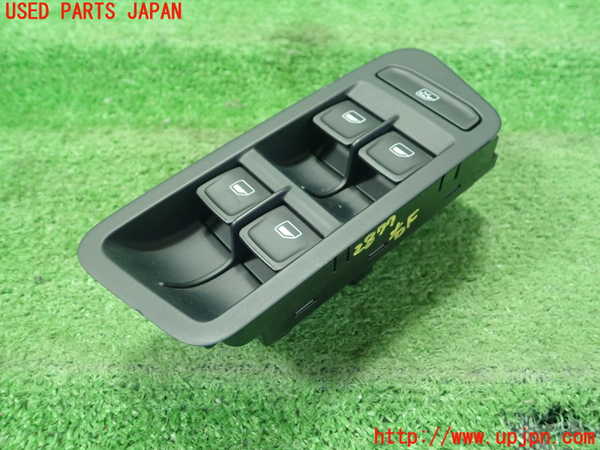 5UPJ-28776240]VW ゴルフ ヴァリアント(AUCJZ)右前パワーウィンドウスイッチ 中古_m0001.jpg