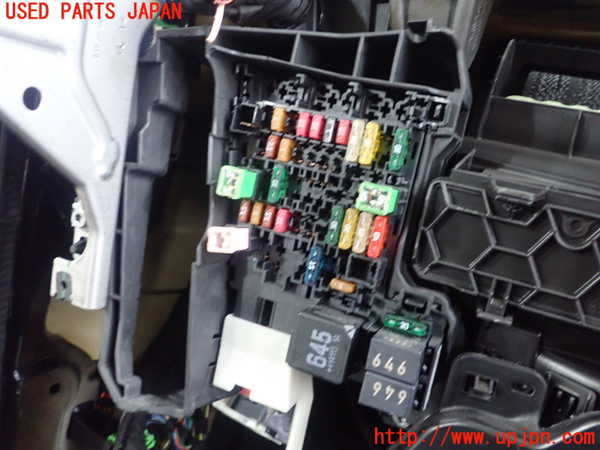 1UPJ-28776742]VW ゴルフ ヴァリアント(AUCJZ)ヒューズボックス2(室内) 中古_m0001.jpg