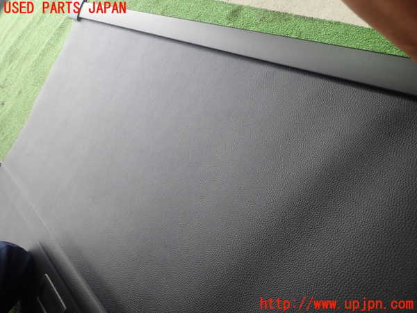 5UPJ-28777761]VW ゴルフ ヴァリアント(AUCJZ)トノカバー1 中古_m0003.jpg