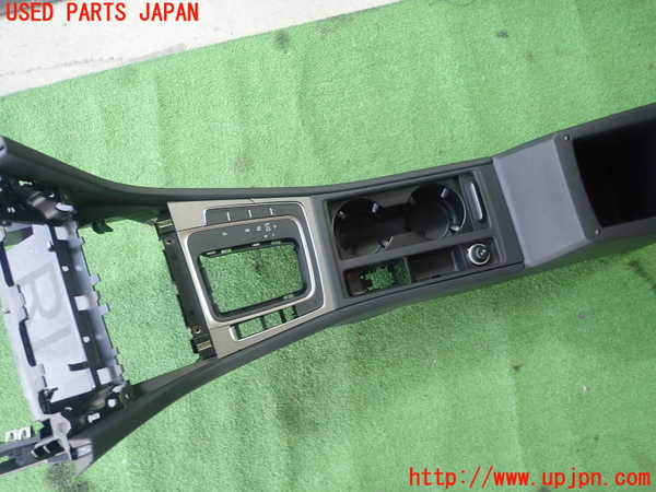 5UPJ-28777540]VW ゴルフ ヴァリアント(AUCJZ)センターコンソール 中古_m0003.jpg