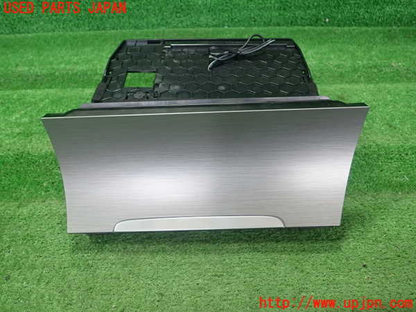 1UPJ-28777842]VW ゴルフ ヴァリアント(AUCJZ)小物入れ2 中古_m0001.jpg