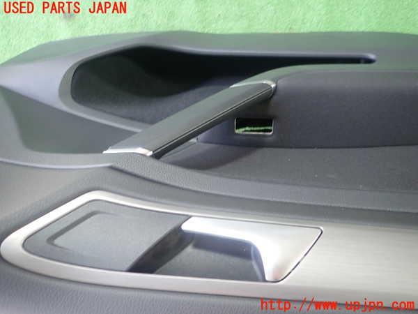 1UPJ-28771264]VW ゴルフ ヴァリアント(AUCJZ)左前ドア内張り 中古_m0002.jpg