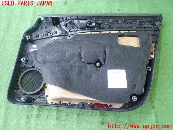 1UPJ-28771264]VW ゴルフ ヴァリアント(AUCJZ)左前ドア内張り 中古_m0003.jpg