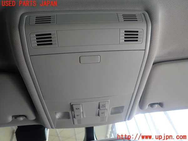 5UPJ-28776411]VW ゴルフ ヴァリアント(AUCJZ)ルームランプ1 中古_m0001.jpg