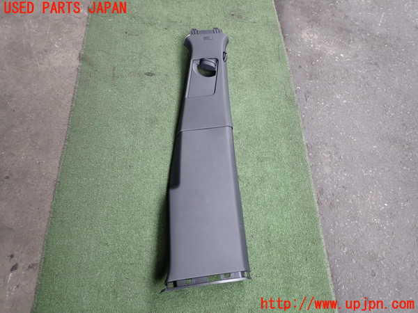 2UPJ-28787665]VW・ID.4(E2EBJ)右センターピラートリム 中古_m0001.jpg