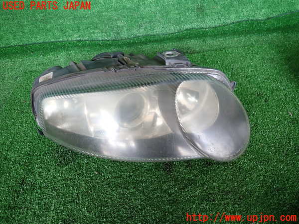 2UPJ-28791130]アルファロメオ・147 GTA(937AXL)右ヘッドライト HID 中古_m0001.jpg