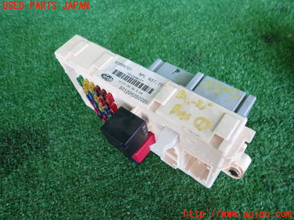 2UPJ-28796741]アルファロメオ・147 GTA(937AXL)ヒューズボックス1 中古_m0002.jpg