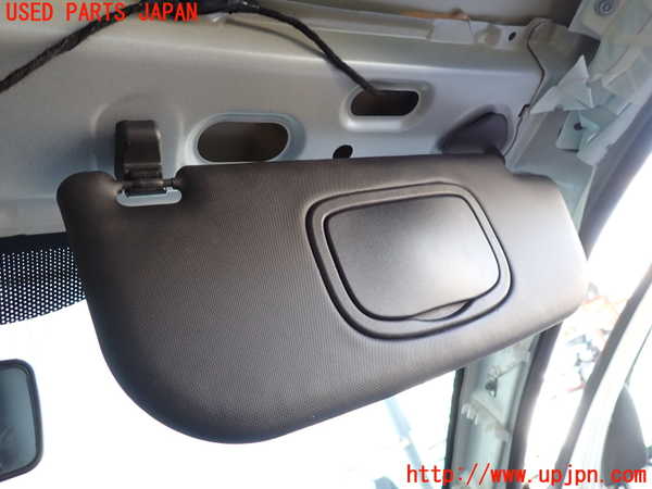 5UPJ-28797625]アルファロメオ・147 GTA(937AXL)室内サンバイザー右側 中古_m0002.jpg