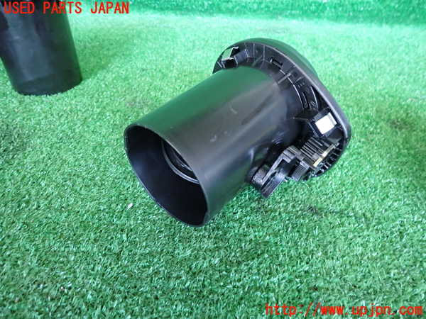 2UPJ-28797528]アルファロメオ・147 GTA(937AXL)エアコン吹き出し口3 (左) 中古_m0003.jpg