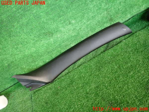 2UPJ-28797655]アルファロメオ・147 GTA(937AXL)右フロントピラートリム 中古_m0001.jpg