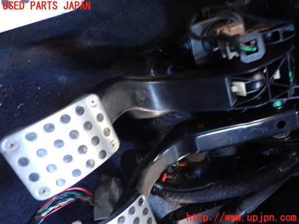 2UPJ-28797590]アルファロメオ・147 GTA(937AXL)クラッチペダル 中古_m0001.jpg