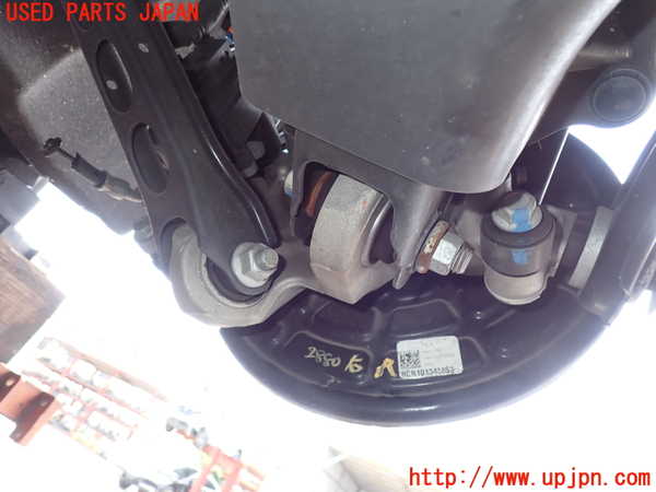 2UPJ-28804300]キャデラック・CT5(A2LL)右リアナックルハブ 中古_m0001.jpg