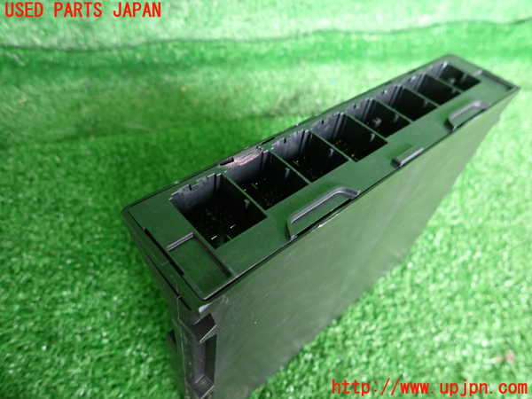 2UPJ-28806147]キャデラック・CT5(A2LL)コンピューター2 (13546971) 中古_m0003.jpg