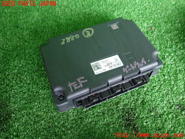 2UPJ-28806148]キャデラック・CT5(A2LL)コンピューター3 (13542878) 中古_m0001.jpg