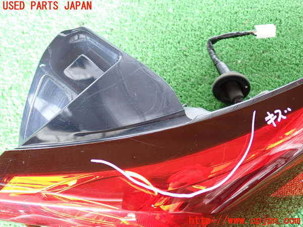 2UPJ-28811530]CX-8(KG2P)右テールランプ 中古_m0002.jpg