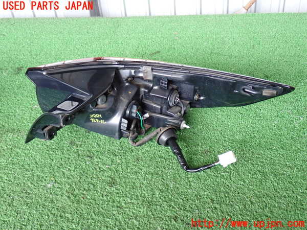 2UPJ-28811536]CX-8(KG2P)左テールランプ 中古_m0004.jpg