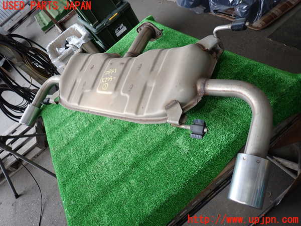 2UPJ-28812671]CX-8(KG2P)リアマフラー1 中古_m0002.jpg