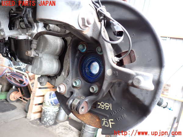2UPJ-28814290]CX-8(KG2P)右フロントナックルハブ 中古_m0002.jpg
